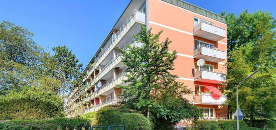 Schöne 1,5-Zimmer-Wohnung mit Balkon in Milbertshofen