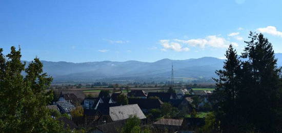 Schöne 3-Zimmer Wohnung mit Blick auf den Schwarzwald in ruhiger Lage von Oberkrozingen