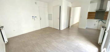 Appartement T2 ST HERBLAIN BOURG - 41.67 m2  158 000 Euros