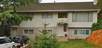 13181 15th Ave, Surrey, BC V4A 1K8