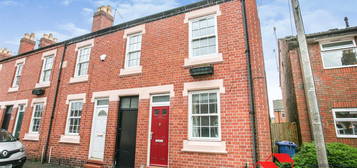 2 bed terraced house for sale