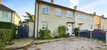 3 bed semi-detached house for sale