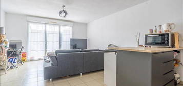 Appartement  à vendre, 3 pièces, 2 chambres, 61 m²