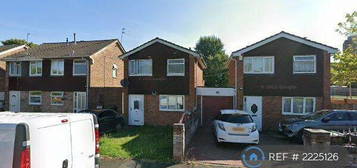 3 bedroom detached house