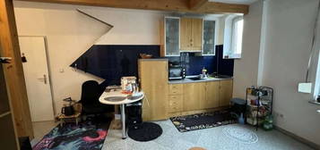 ** Eine zwei Zimmer Wohnung mit Einbauküche mitten in Heilbronn Zentrum ab sofort zu vermieten**