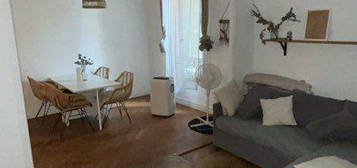 Appartement scandinave quartier musicien