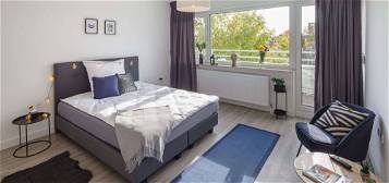 Stilvoll und sofort bezugsbereit: Moderne Wohnung in Frankfurt Rödelheim – Ihr Traum am Parkrand!
