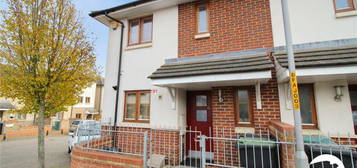 3 bedroom end of terrace house