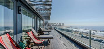 Venda Penthouse T5 com Rooftop em frente à Praia, em Vila Nova de Gaia, em Condomínio Privado