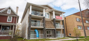 515 McMillan Ave #4, Winnipeg, MB R3L 0N4