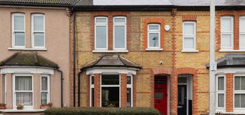 3 bed terraced house for sale