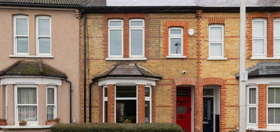 3 bed terraced house for sale