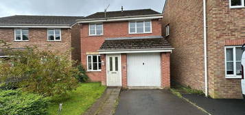 3 bedroom detached house