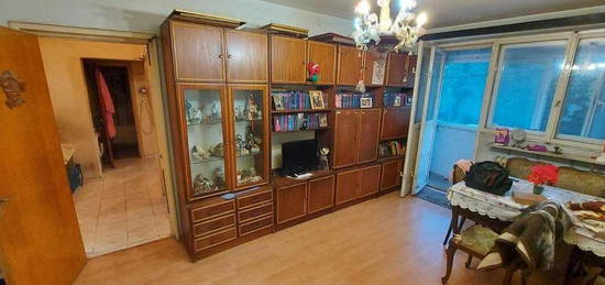 Apartament cu 3 camere, 65 mp utili, zona Doamna Ghica