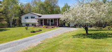 1181 Wellington St, Miramichi, NB E1N 4N7