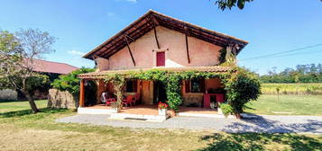 Petit paradis - Ferme de 164 m² à Cazeres Sur Adour