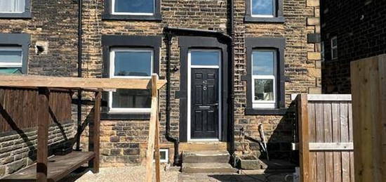 2 bedroom terraced house