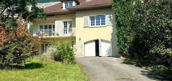 Maison de caractère sur Biviers avec vue panoramique sur Belledonne