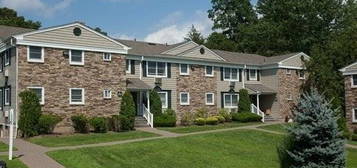 39 Elliott Pl Unit 39-4A, Smithtown, NY 11787