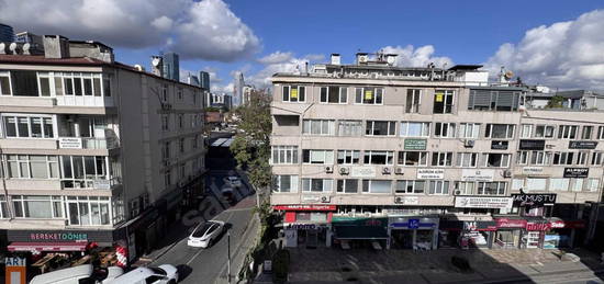 LEVENT TE CADDE ÜSTÜ KİRALIK 4+1 DAİRE