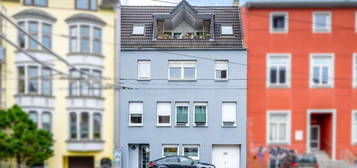 Attraktives Mehrfamilienhaus in Bremen mit 6 Einheiten - einmalige Chance für Kapitalanleger!