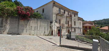 CASA INDIPENDENTE A OGLIASTRO CILENTO