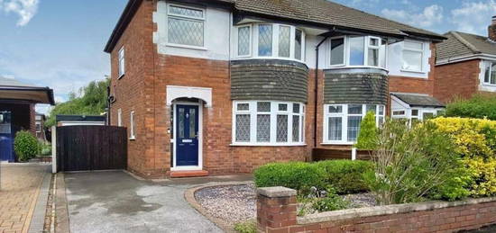 3 bedroom semi-detached house