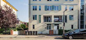 Familiengerechte 4,5-Zi. Maisonette-Wohnung mit großzügigem Garten und Tief