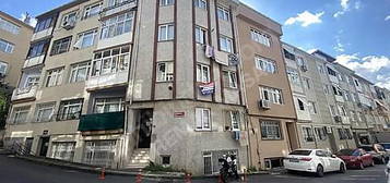 ÜSKÜDAR ÇEVİK KUVVET'TE 2+1 KİRALIK EŞYALI DAİRE