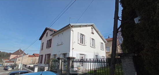 Maison  à vendre, 5 pièces, 2 chambres, 92 m²