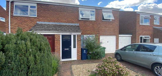 3 bedroom semi-detached house