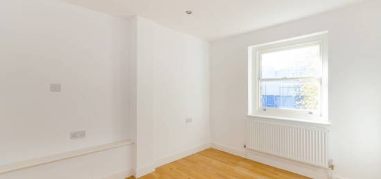 2 bed flat to rent