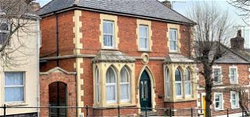 Flat to rent in High Street, Royal Wootton Bassett, Swindon SN4