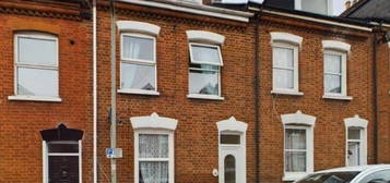 4 bedroom terraced house