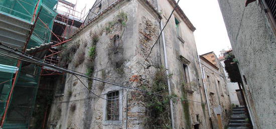 CASA INDIPENDENTE A TORRACA