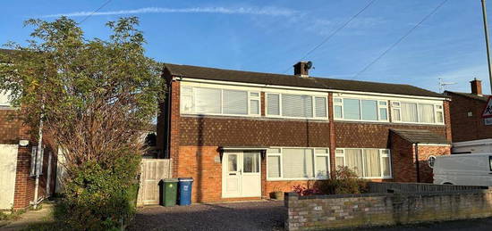 Semi-detached house to rent in Maple Road, Bicester OX26