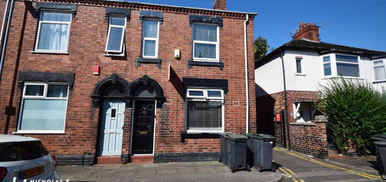 5 bedroom terraced house