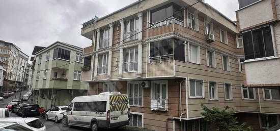 Gaziosmanpaşa Karlıtepe mahallesinde satılık 2+1 kullanışlı