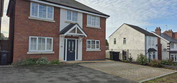 3 bedroom detached house to rent