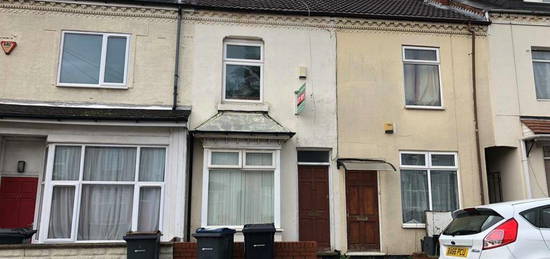 4 bedroom terraced house