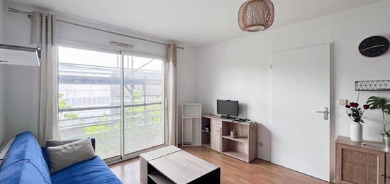 Appartement  à louer, 2 pièces, 1 chambre, 43 m²