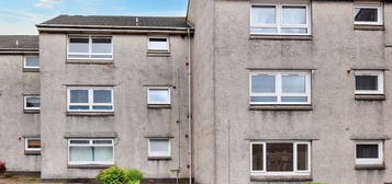 Flat to rent in Edward Street, Kilsyth, Glasgow G65