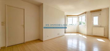 Appartement  à vendre, 3 pièces, 2 chambres, 72 m²