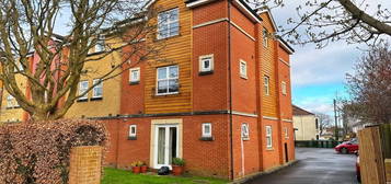 Flat for sale in Victoria Avenue, Redfield, Bristol BS5