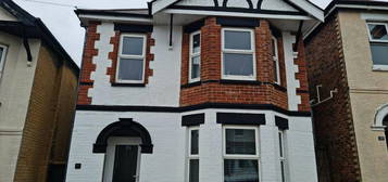 4 bedroom detached house to rent