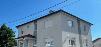 Haus mit Garten zu vermieten/ Privat