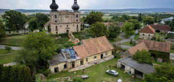 Prodej  rodinného domu 370 m², pozemek 1 935 m²