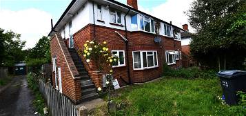 Maisonette to rent in Clyde Road, Croydon CR0