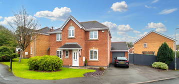 4 bed detached house for sale