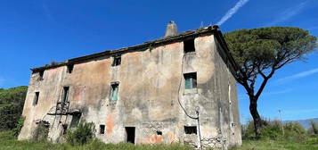 CASA SEMINDIPENDENTE A PONTECORVO